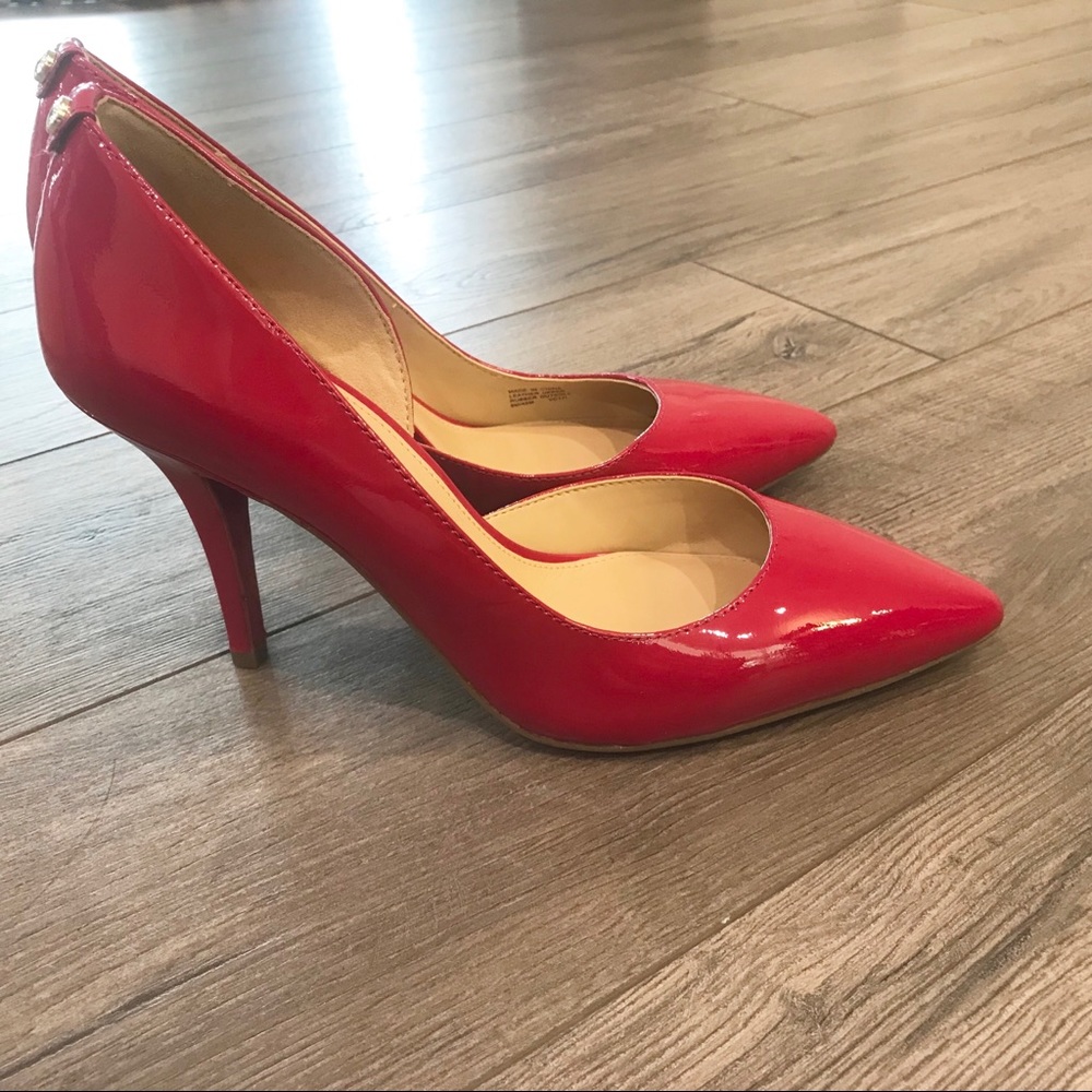 New Michael Kors Pumps. 9